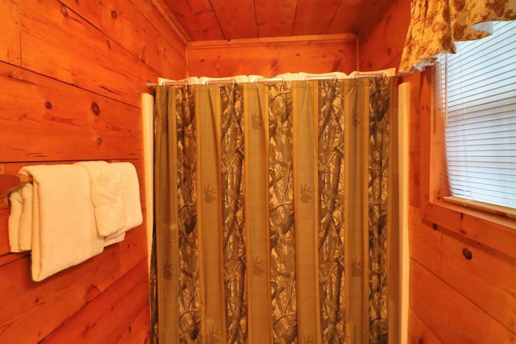 Alpine Mountain Sweetheart Cabin Jacuzzi #8 Хелен Экстерьер фото